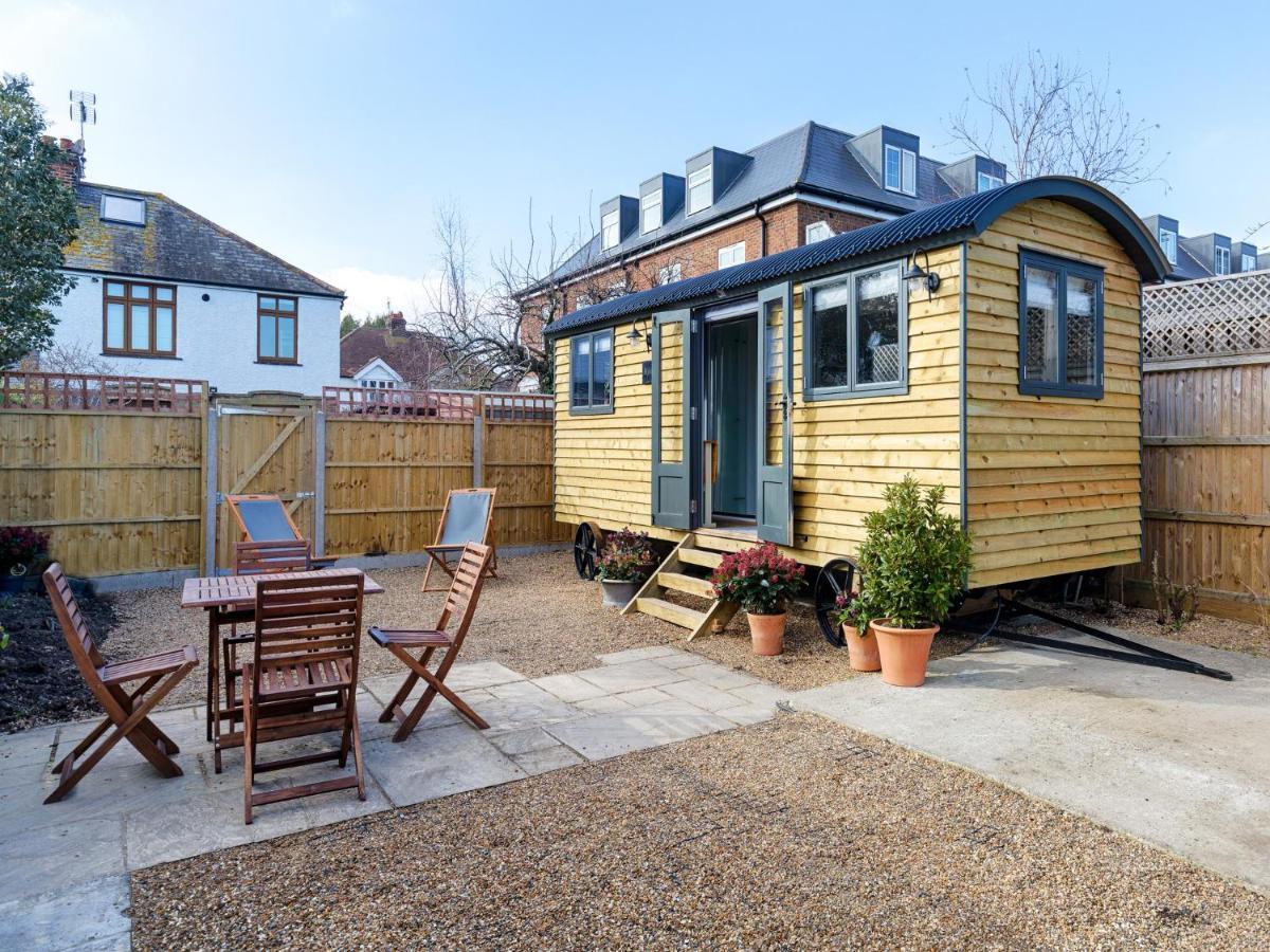 Pass The Keys Whitstable Shepherds Hut Minutes From The Harbour Villa Ngoại thất bức ảnh