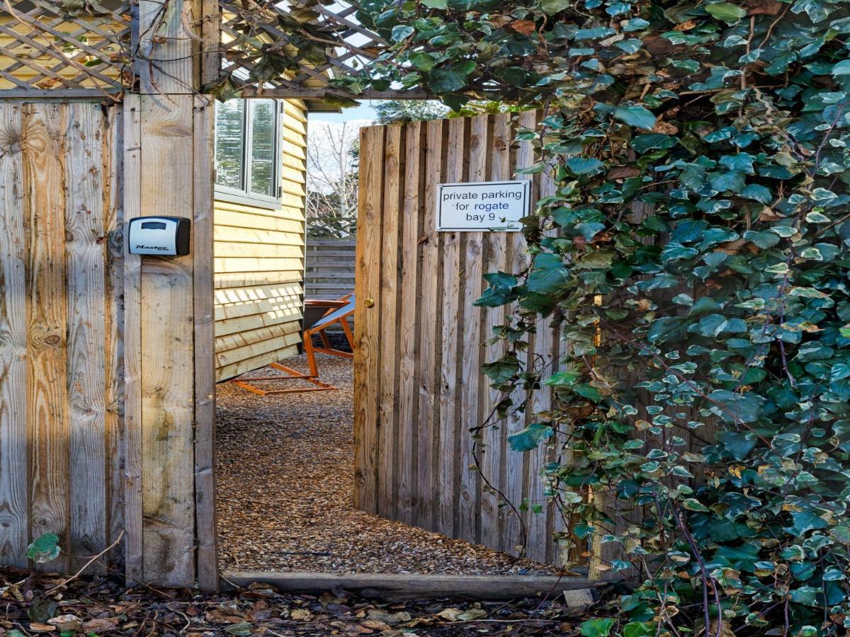 Pass The Keys Whitstable Shepherds Hut Minutes From The Harbour Villa Ngoại thất bức ảnh